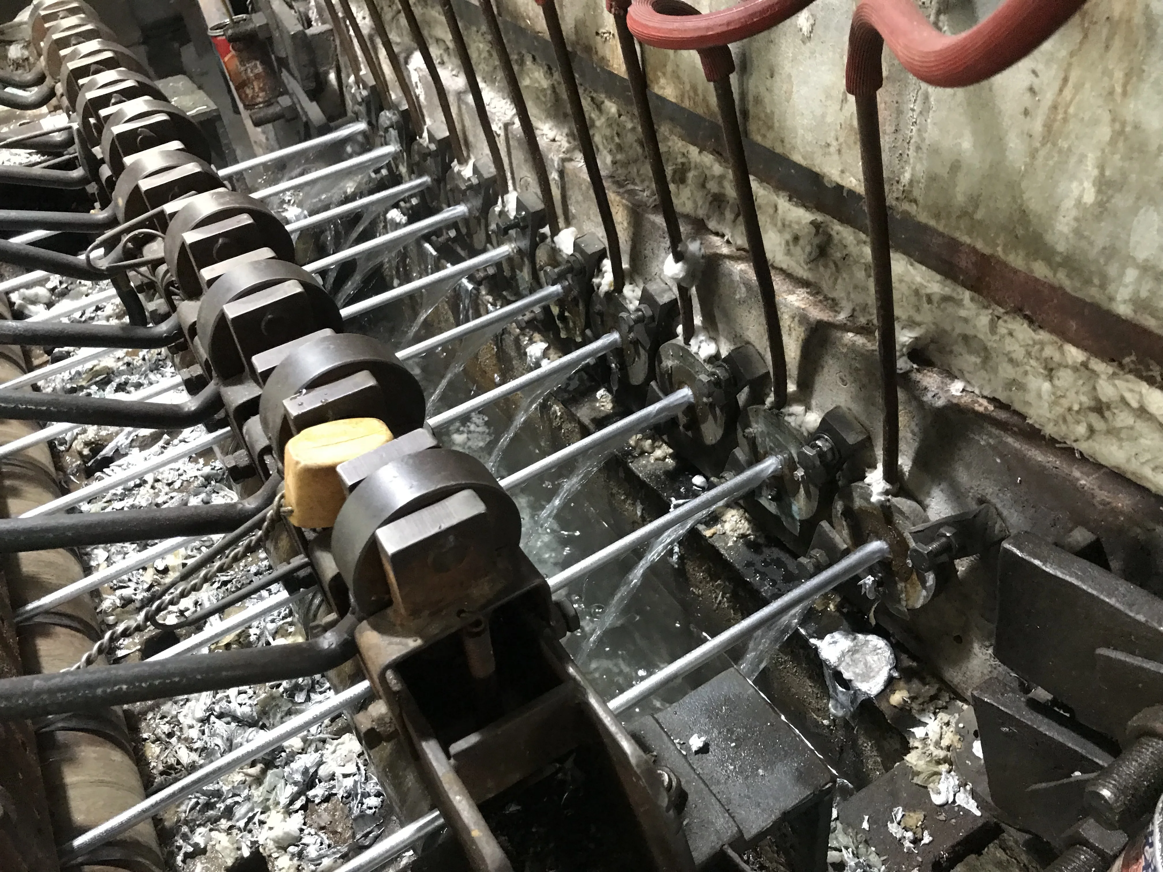 Direct Factory Supply New Design Aluminium Cable Rod Continuous Casting Machine