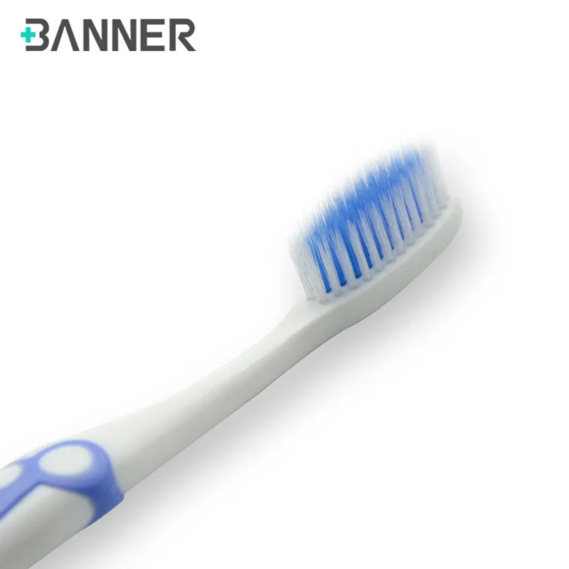 2023 New Design Fashion Gum Massage Tooth Brush Hotel Portable Plastic Handle Toothbrush With Extra Soft Bristles