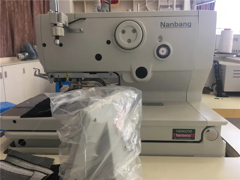 LEJIANG 9820 Computerized Button hole Sewing Machine In Stock