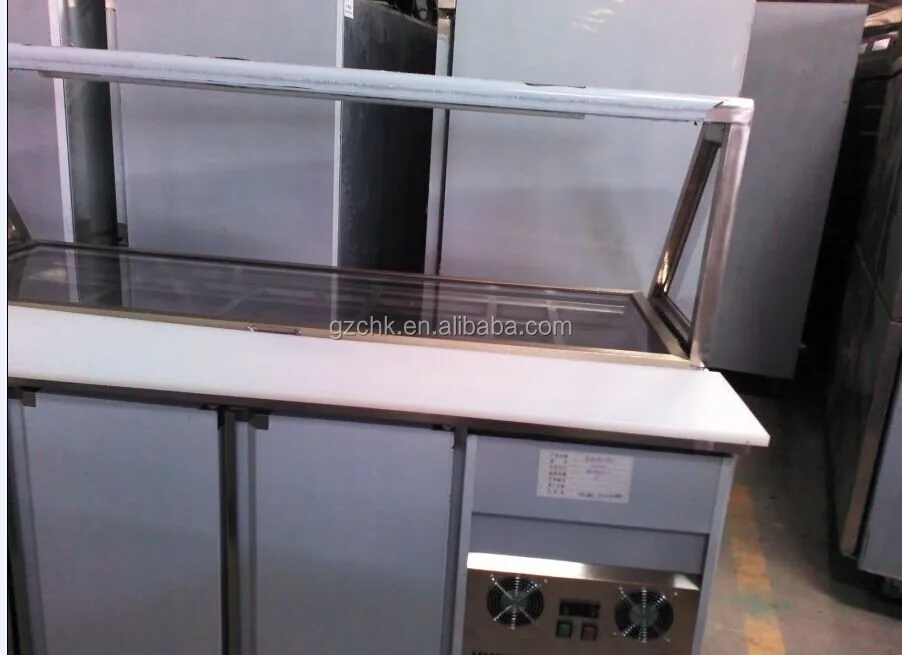 2 door pizza refrigerator with GN pan above and glass cover /Pizza cold working table