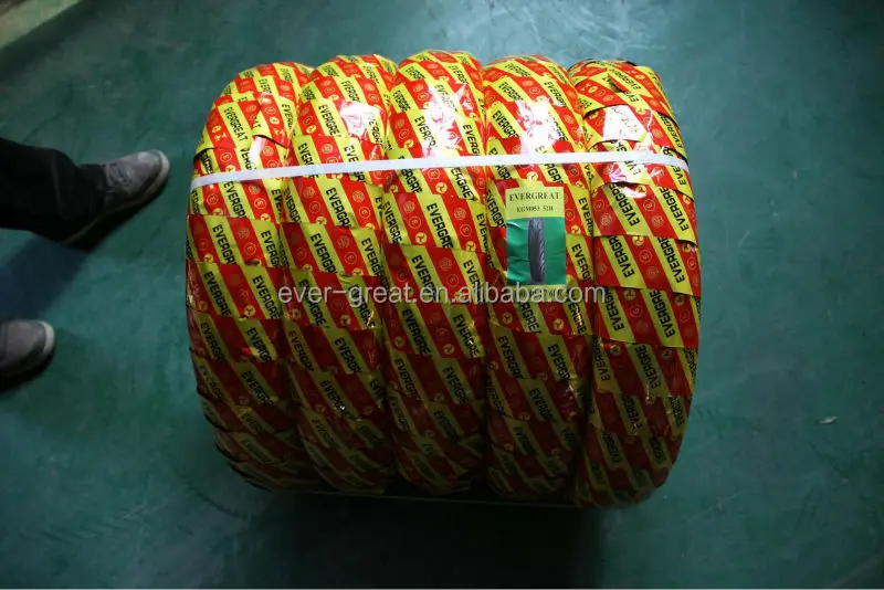 Резиновая шина для