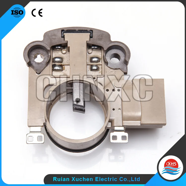 
XUCHEN China Products Prices A866X25572 MD618735 MD619167 Car Alternator 14.4V IM847 Auto Voltage Regulator 