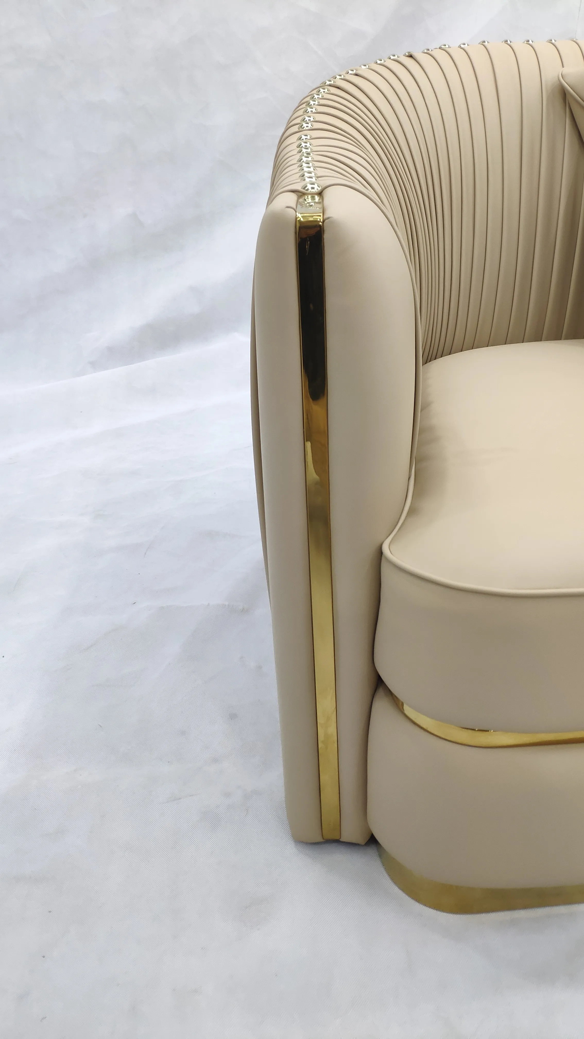 
OEM Italy style sofa furniture simple modern living room 3 seater sofa 