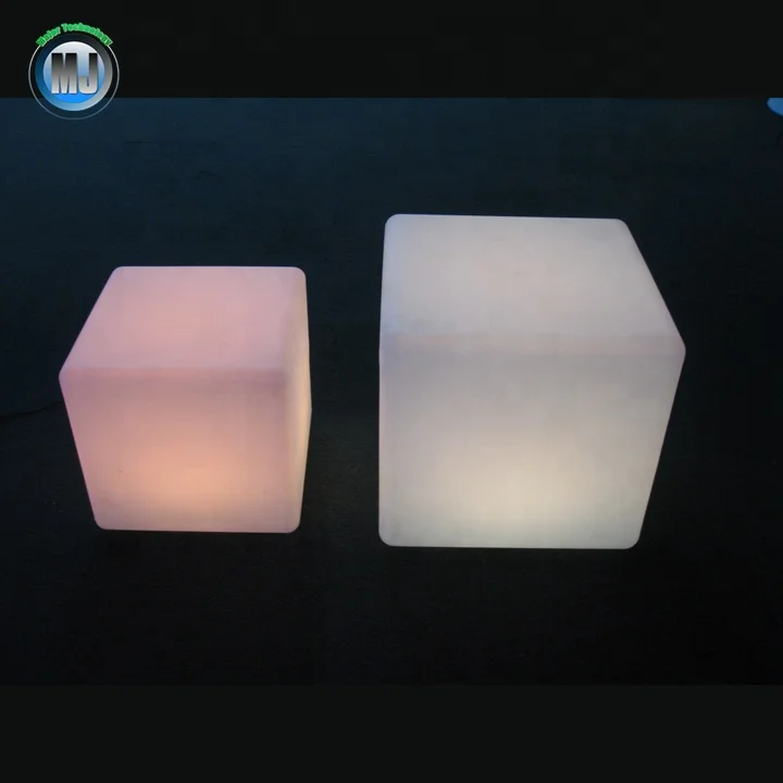 Lighted waterproof 16 color changing remote control led plastic light cubes