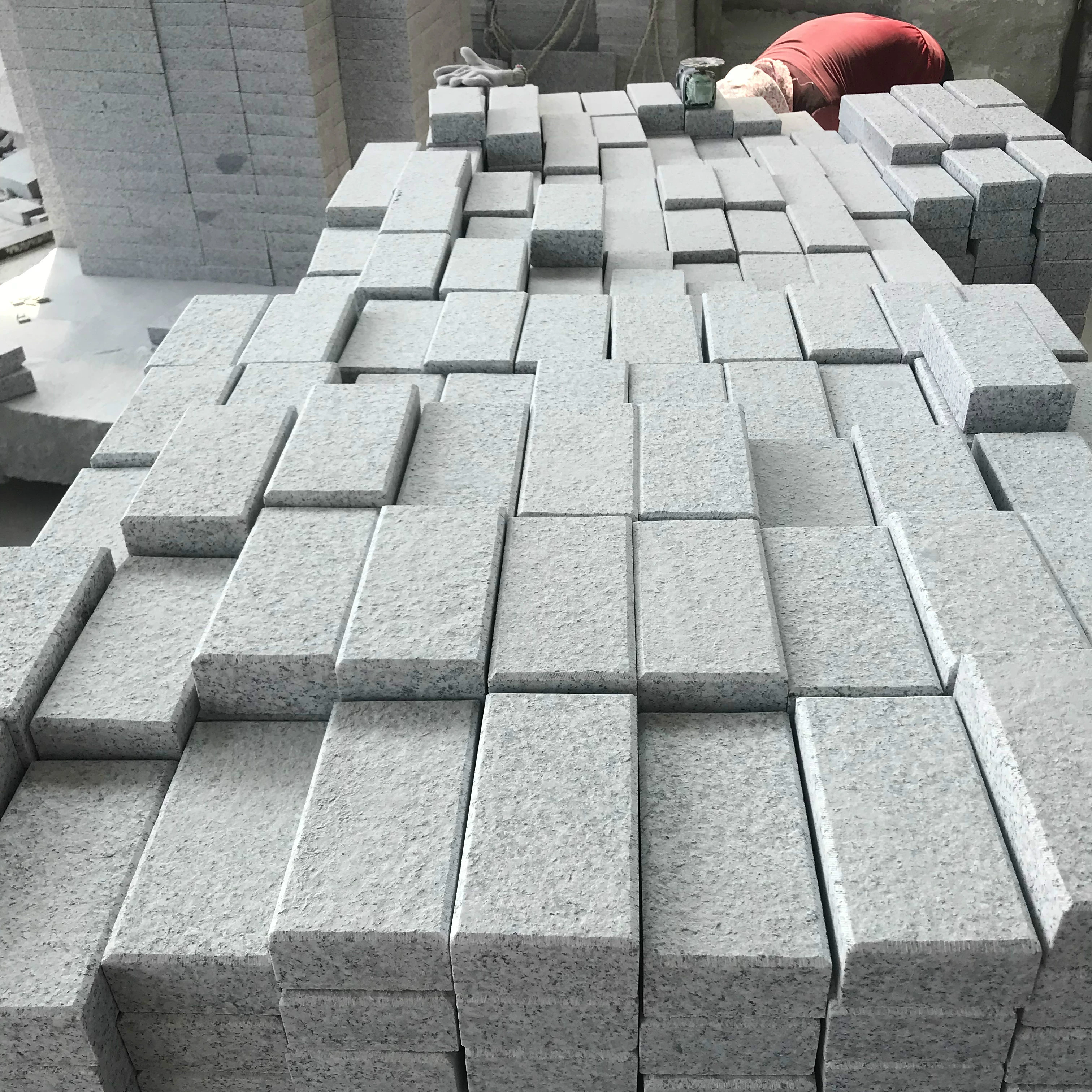 Недорогой огнестойкий серый гранитный кубический камень StoneMarkt для мощения Польши