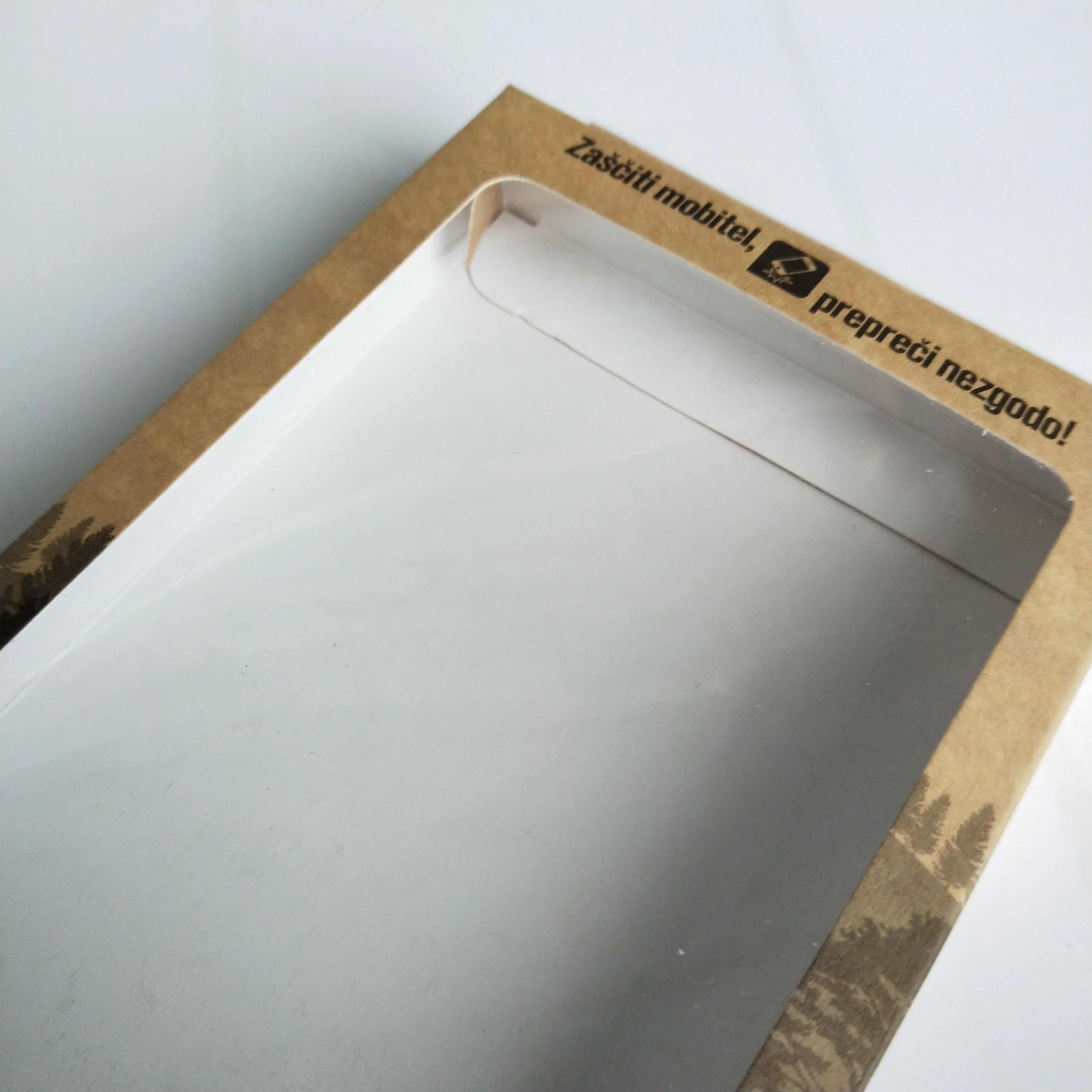 Customized eco-friendly craft paper packing boxes with window Recyclable wholesale mobile phone case packaging box