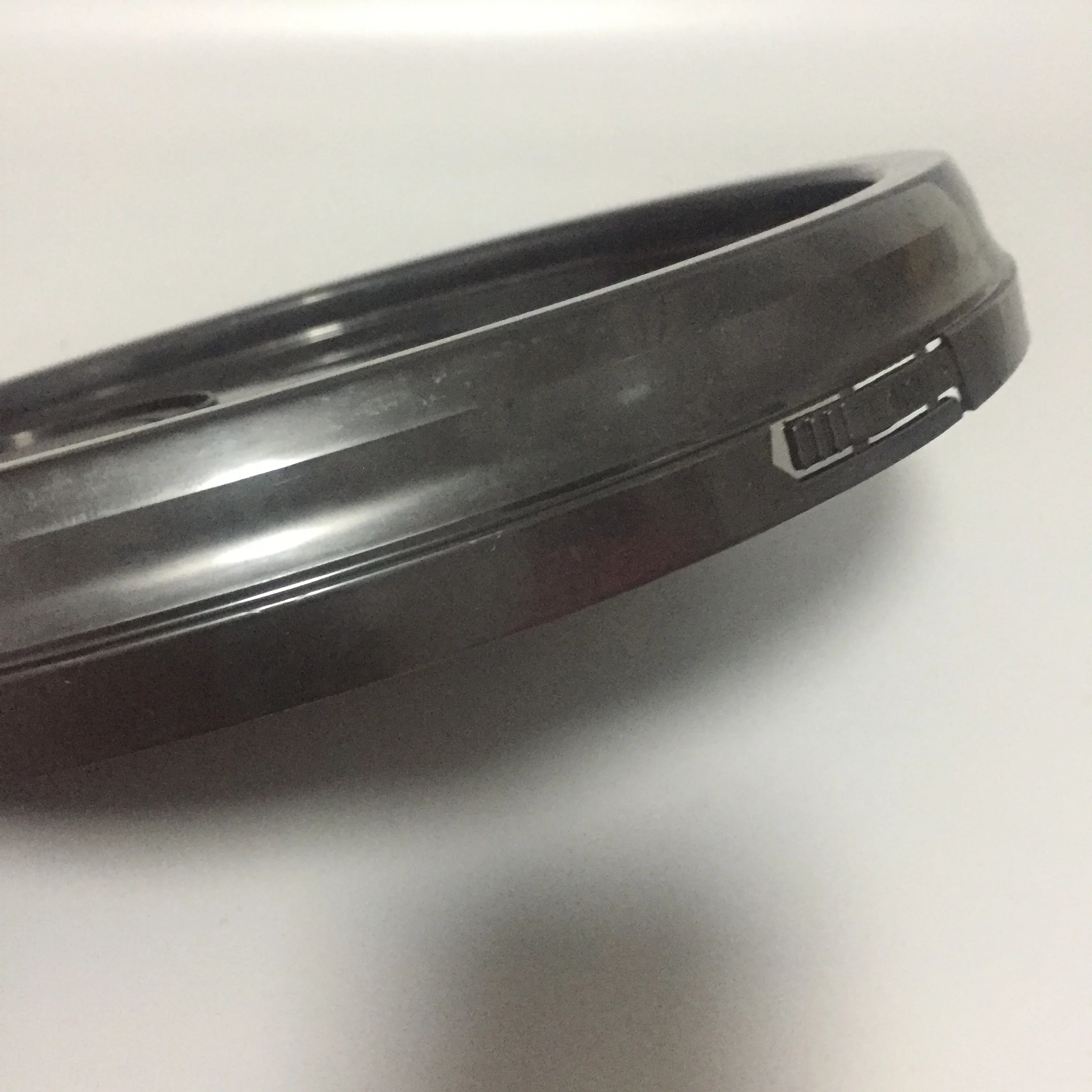 10 liter plastic pail with lid and pour spout