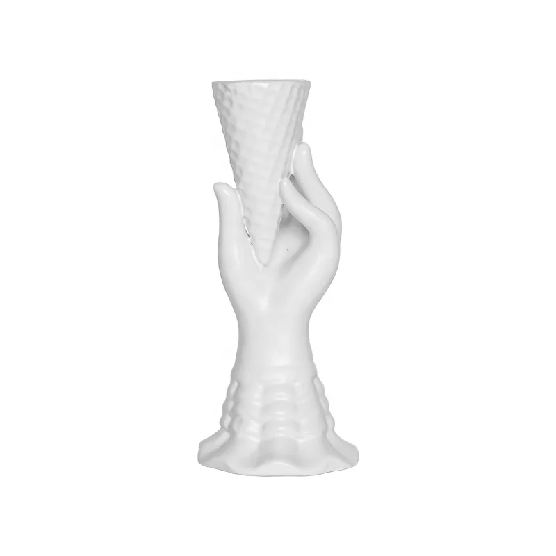 White ceramic hand-held ice cream cone ornaments for home decor