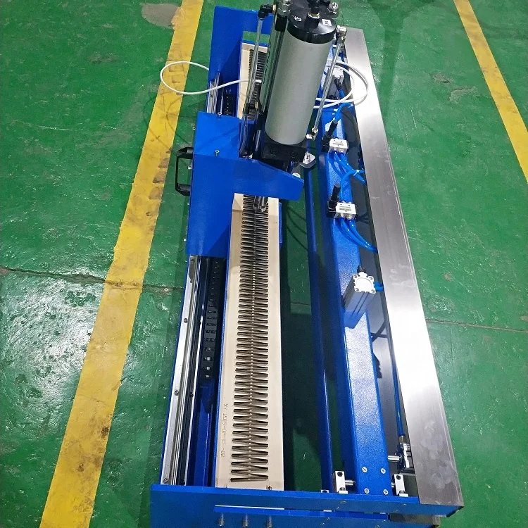 pvc/pu conveyor belts finger punching machine with free u-type cutter