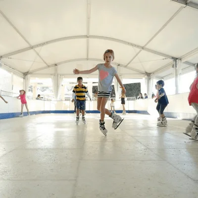PE Material 1000*1000mm Hockey synthetic ice rinks portable roller skating flooring