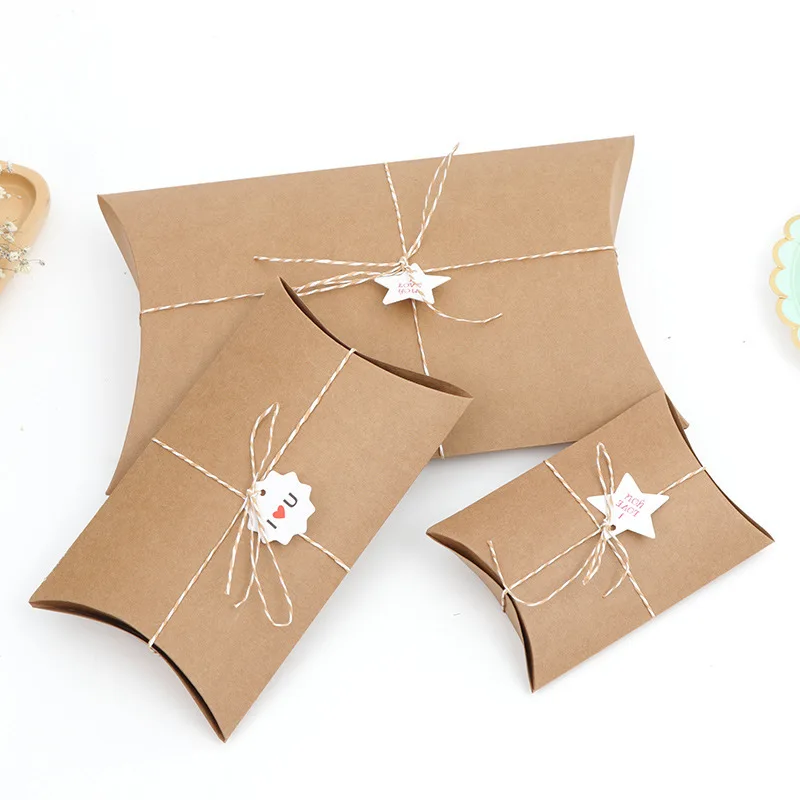 Wholesale price different colors customizable socks kraft paper pillow box