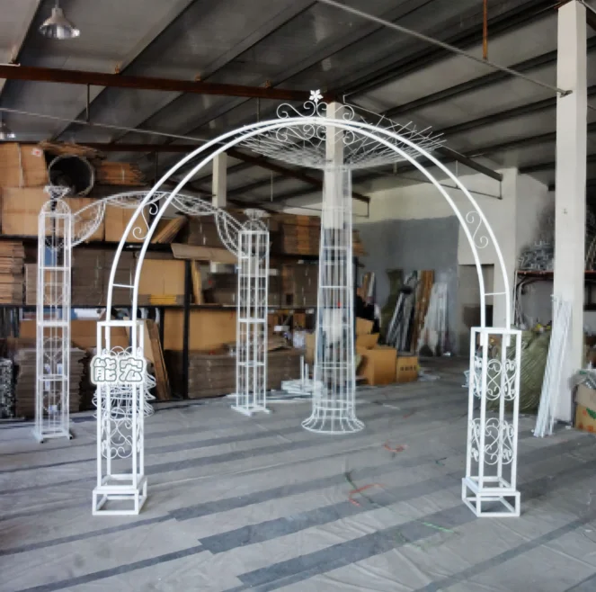 
New wedding decoration cherry blossom and metal wedding arch 
