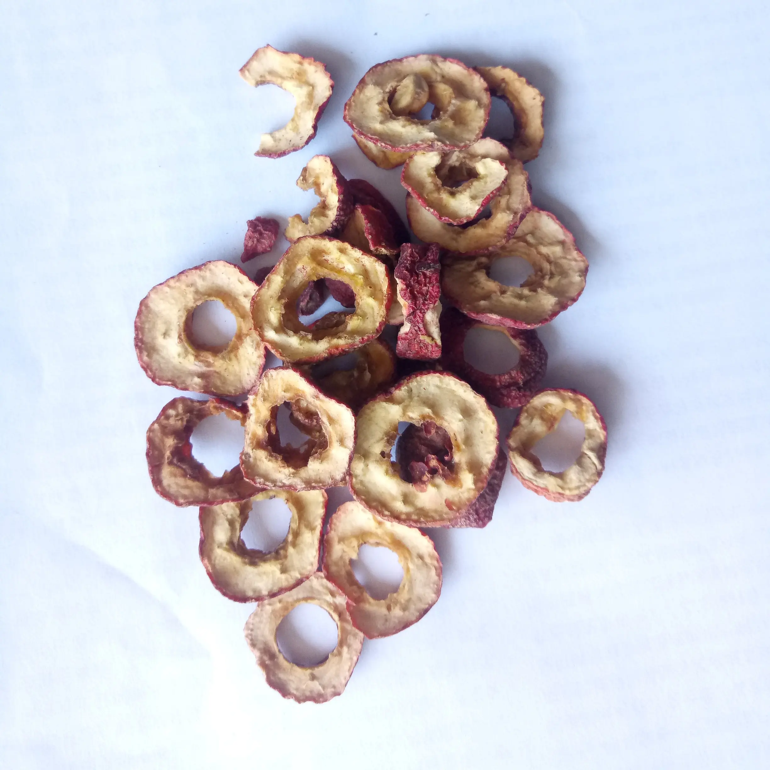 Натуральные высококачественные ягоды необработанной моногины, сушеные нарезанные Боярышники, фрукты на продажу