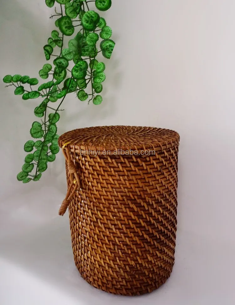 Durable Elegant Antique Handcraft Wicker Rattan Waste Bins Home Living Room Garbage Trash Can with Lid Trash Paper Basket