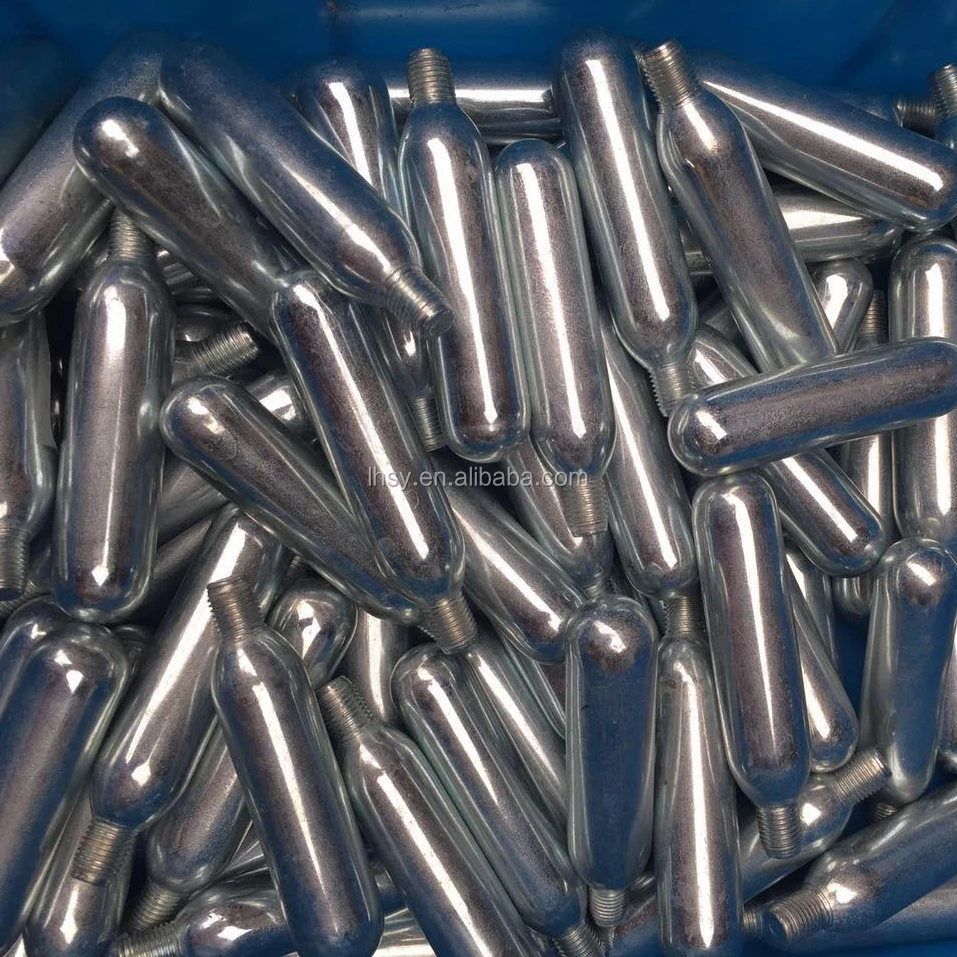 China disposable seemless micro gas deposited high pressure small co2 cylinder