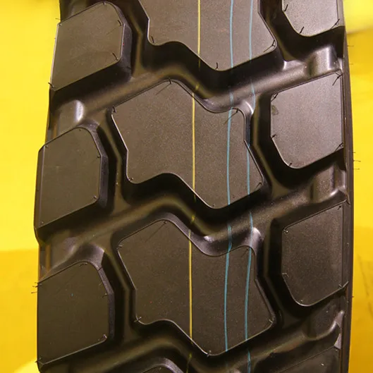 Truck tires 10.00R20 in China