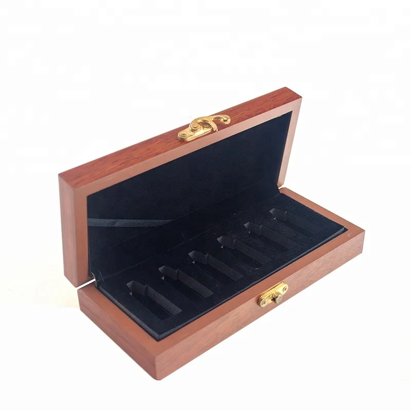 Custom Antique Carved MDF Wooden Gift Box Handmade Packaging for Jewelry Glasses Earrings Necklaces