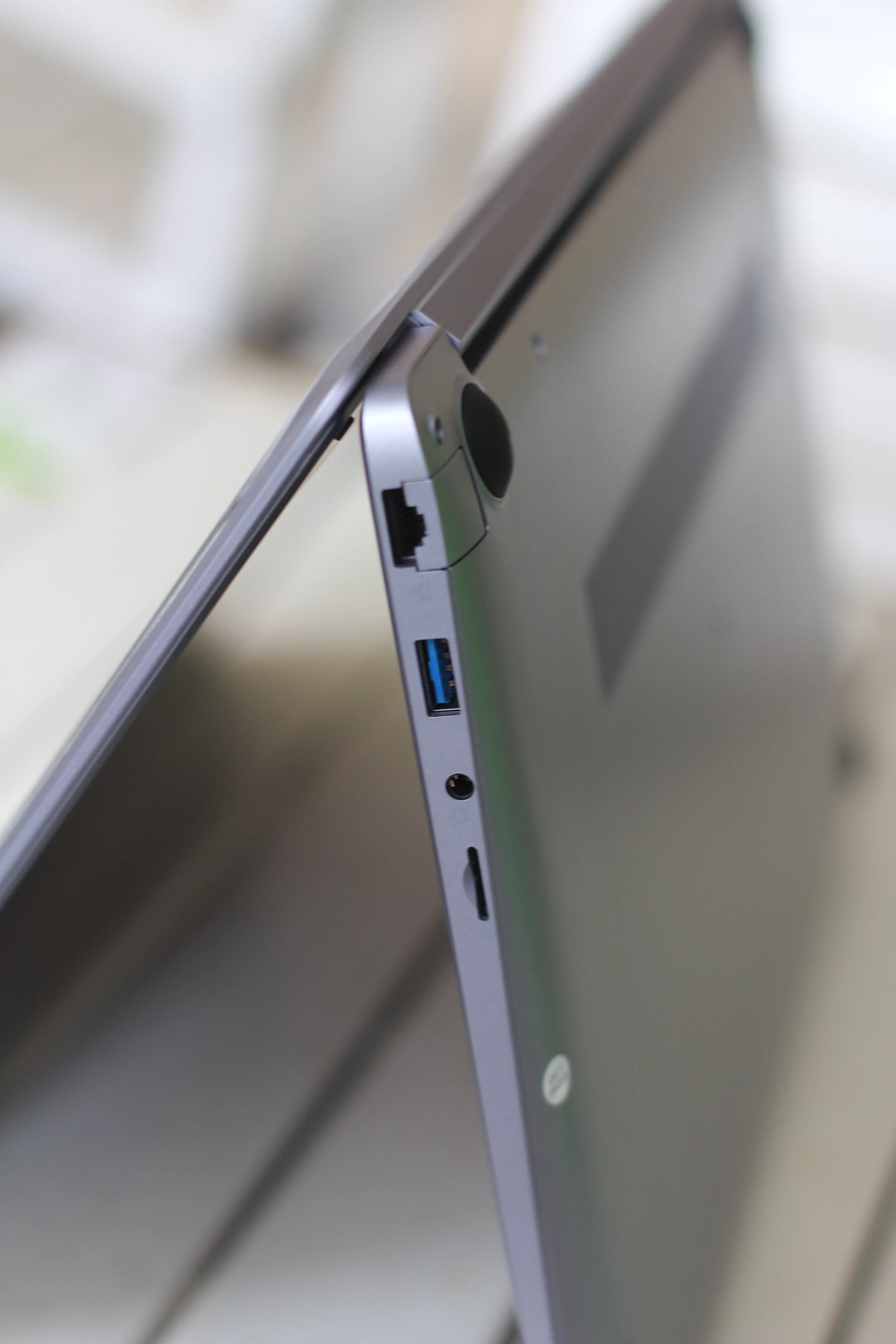 2019 New Arrival Laptops  15.6 inch  FHD  core  Intel   i3 5005U  Laptop Dubai