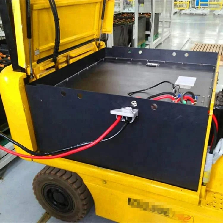 Electric Forklift Lithium Battery 80V 400Ah with Built-in BMS