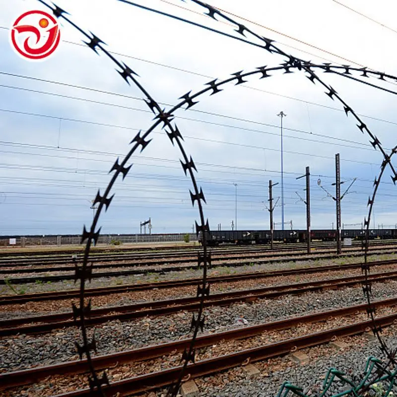 Ограждения перекрестного типа колючая проволоки