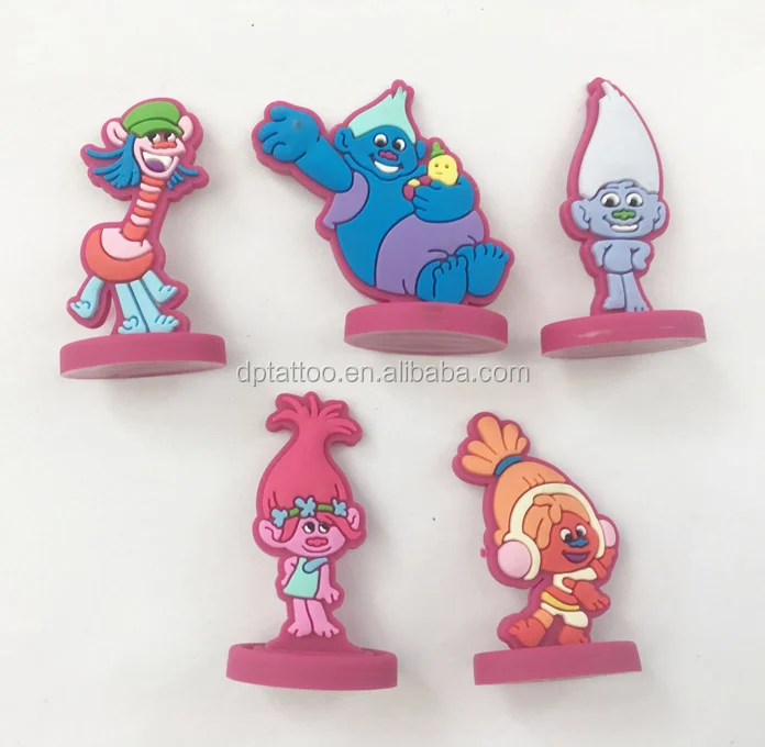 Promotional Gifts Surprise Egg 2D Cartoon characters toy mini size toys surprise egg toys