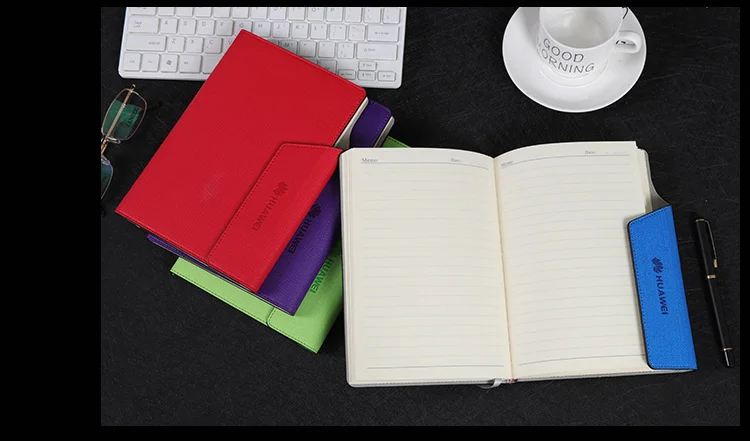 
Korean small clear heart hardcover seventy percent off leather notebook can be customized LOGO 