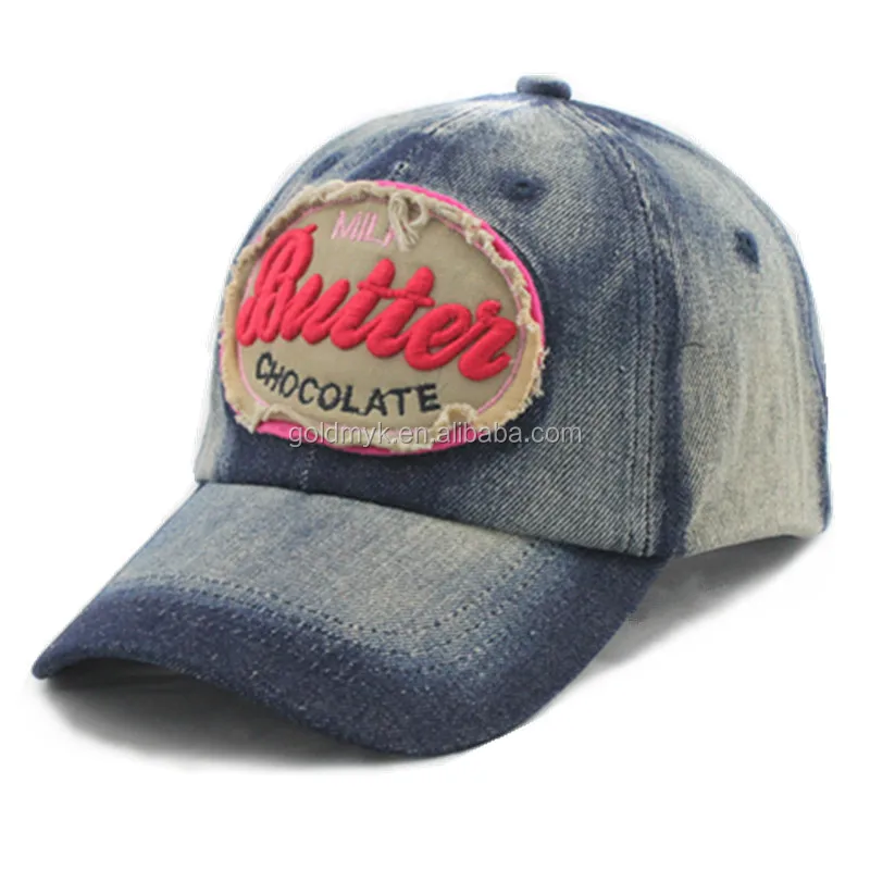 
The snapback cap with propeller 