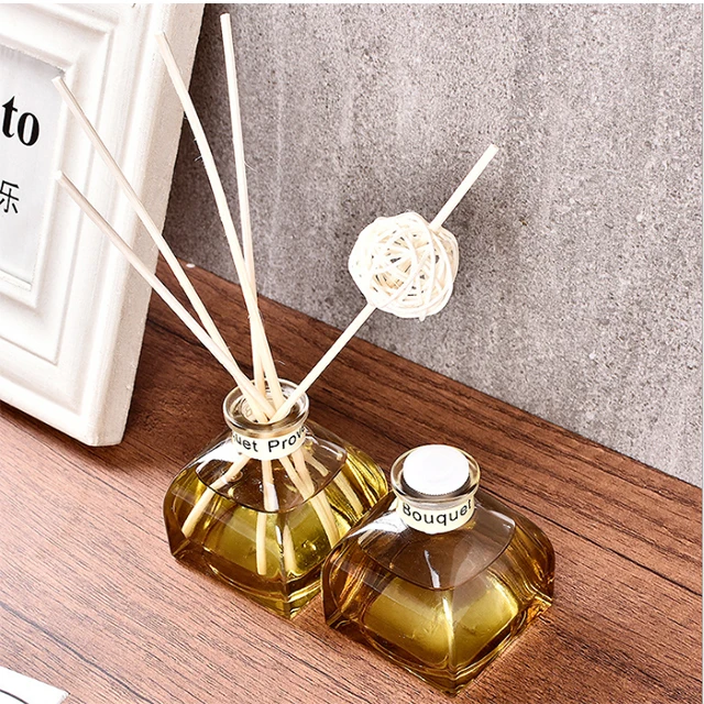 Luxury home decor natural glass bottle essential oil aroma reed diffuser With Rattan Sticks