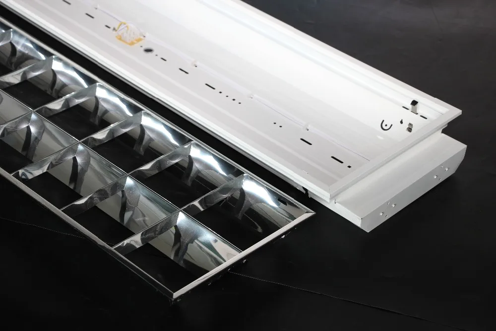 Высокая мощность 600*1200 флуоресцентный 2x4 led решетка панель светильник жалюзи установки с 2 года гарантии