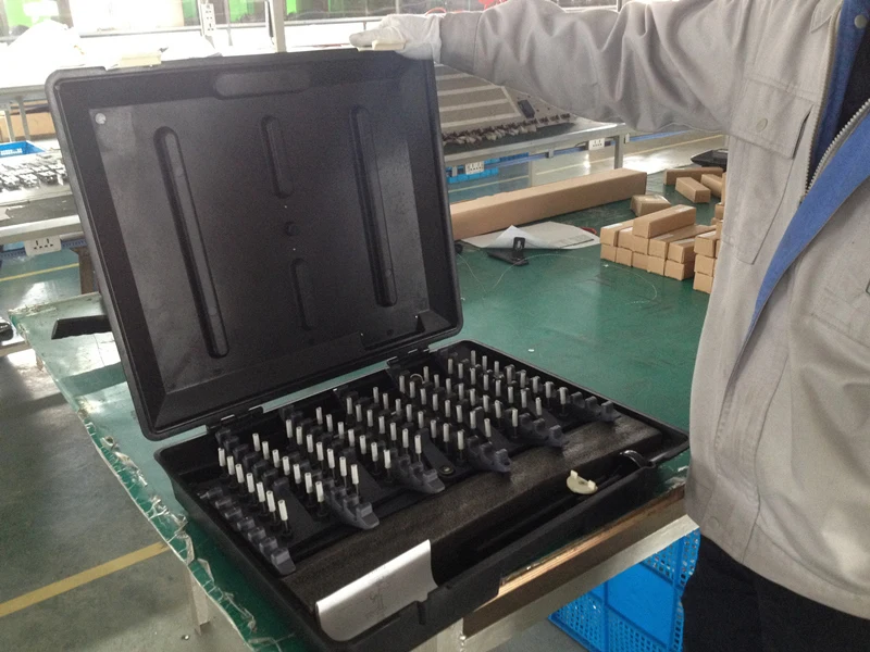 Stinger spike strips System 3 meter Spikes Strip Tyre Killer deflation device Tire Spikes for traffic intercept control