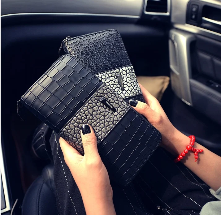 2021 Ladies Fashion Crocodile Print PU Leather Zipper Around Wallet Girls Leopard Purse Wholesale For All Season