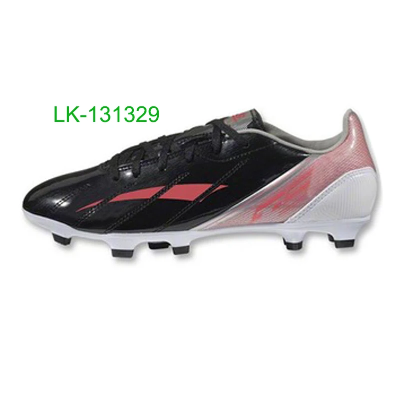 Wholesale custom made soccer cleats boots 2017