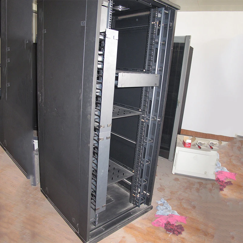 Дополнительное Кабельное управление, бесплатное кольцо управления кабелями может быть установлено свободно