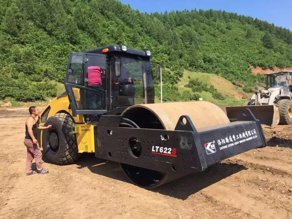 LUTONG 12 Tons Mini Mechanical Hydraulic Single Drum Compactor Road Roller LT212B