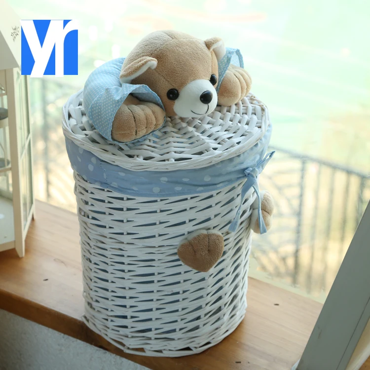 Eco friendly round shape wicker woven laundry basket with lid and liner