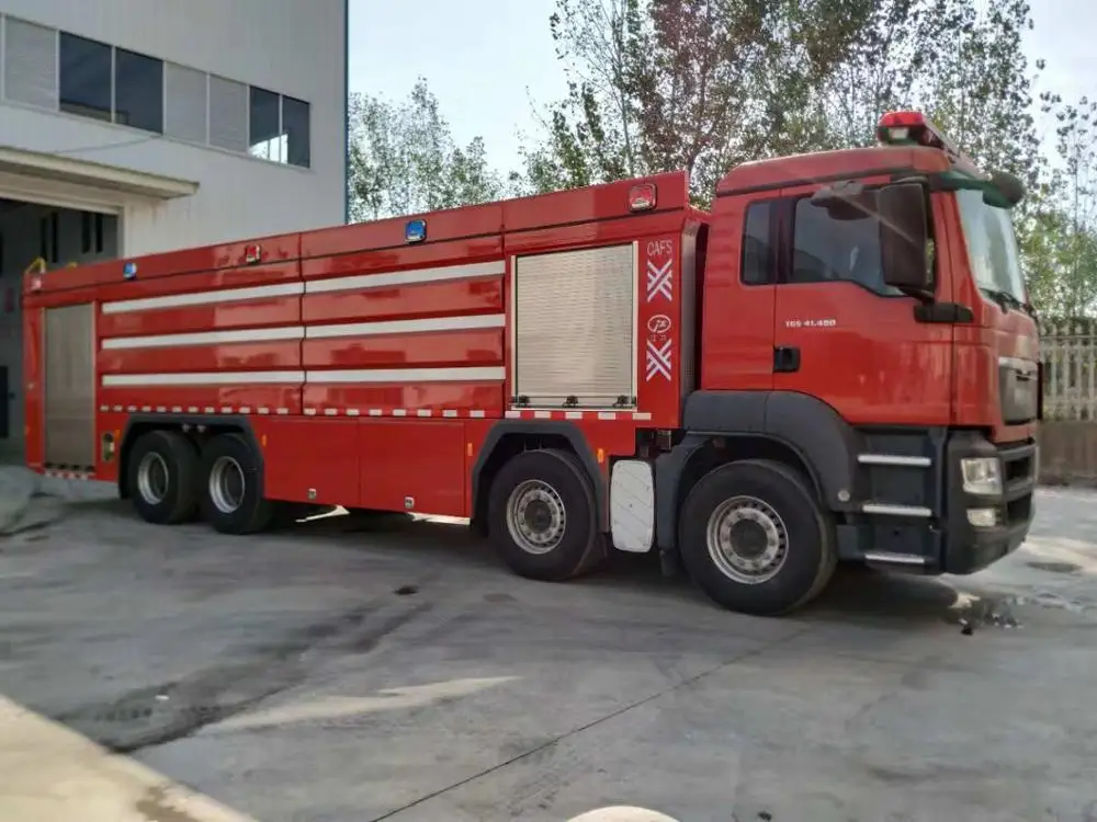 
2020 new cars water foam dry powder Man fire truck 