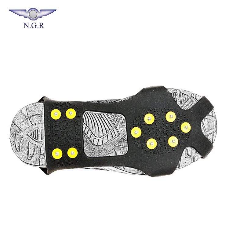 Universal antislip Ice snow cleat footwear for walking safety in winter