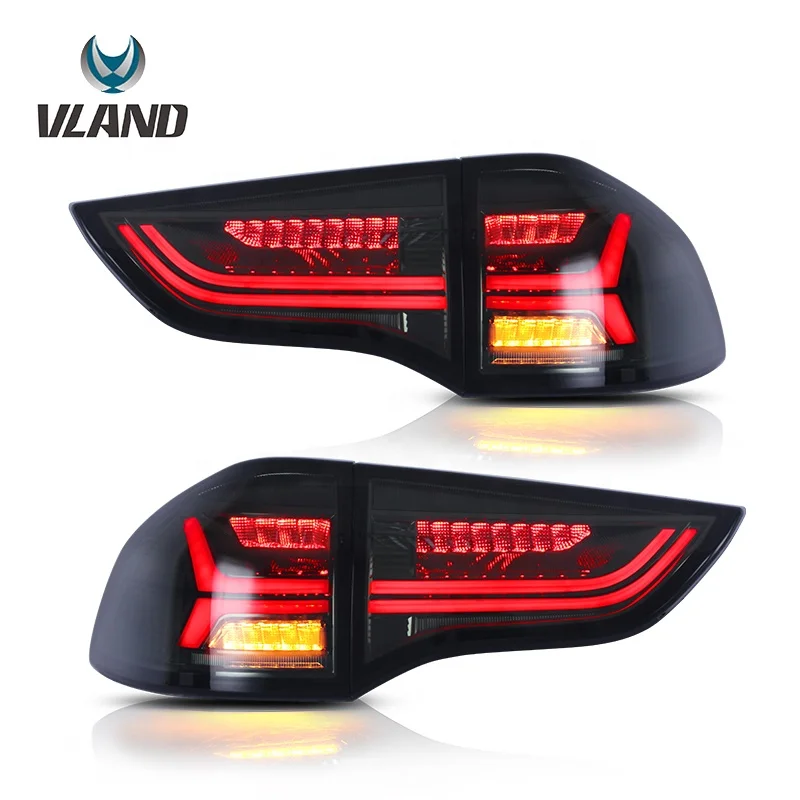 Pajero Sport Tail Lamp Montero Rear Light 2011-2018 LED Pajero Tail Light