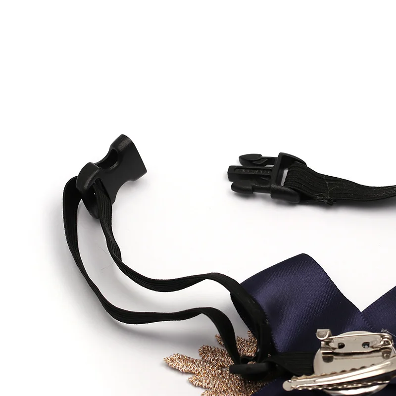 2019 Fashion Jewelry Men Dress Shirt Brooches Men Suits Ribbon Bowknot Collar Pins Wedding Rhinestones Pins Crystal Bow Tie