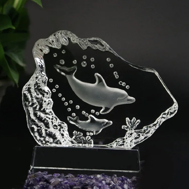 Wholesale animal image wolf Home Decoration Crystal iceberg