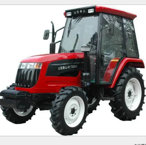 
Four-wheel drive tractor 