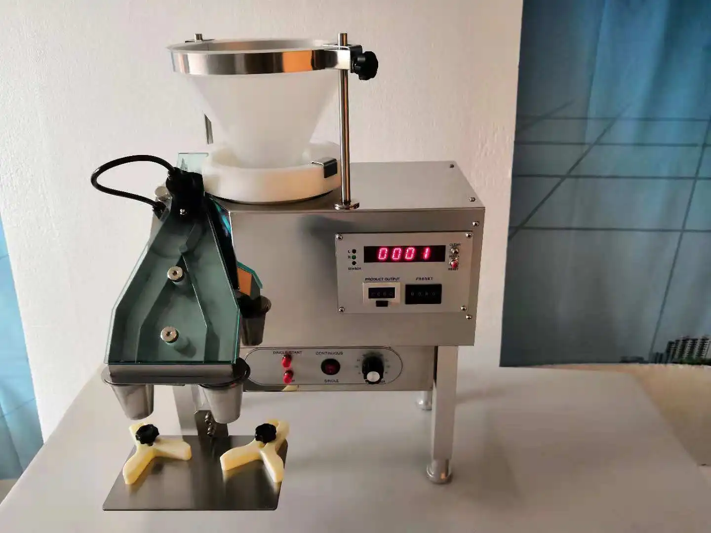 Самая низкая цена YL-2A капсулы таблетки коврики для мышки из мягким гелем с счетная машинка денег ISO и GMP