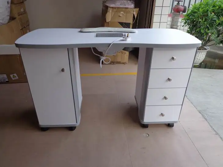 KIKI NEWGAIN Cheap Beauty Salon Furniture Portable Nail Salon Durable Manicure Table