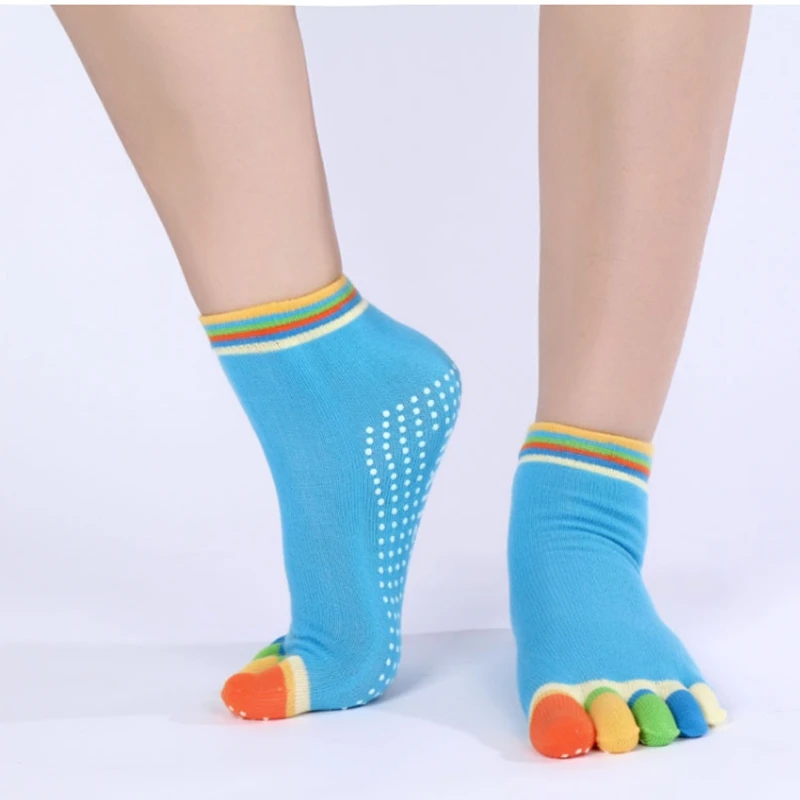 Slipper with rubber sole for adults hot sales name brand socks