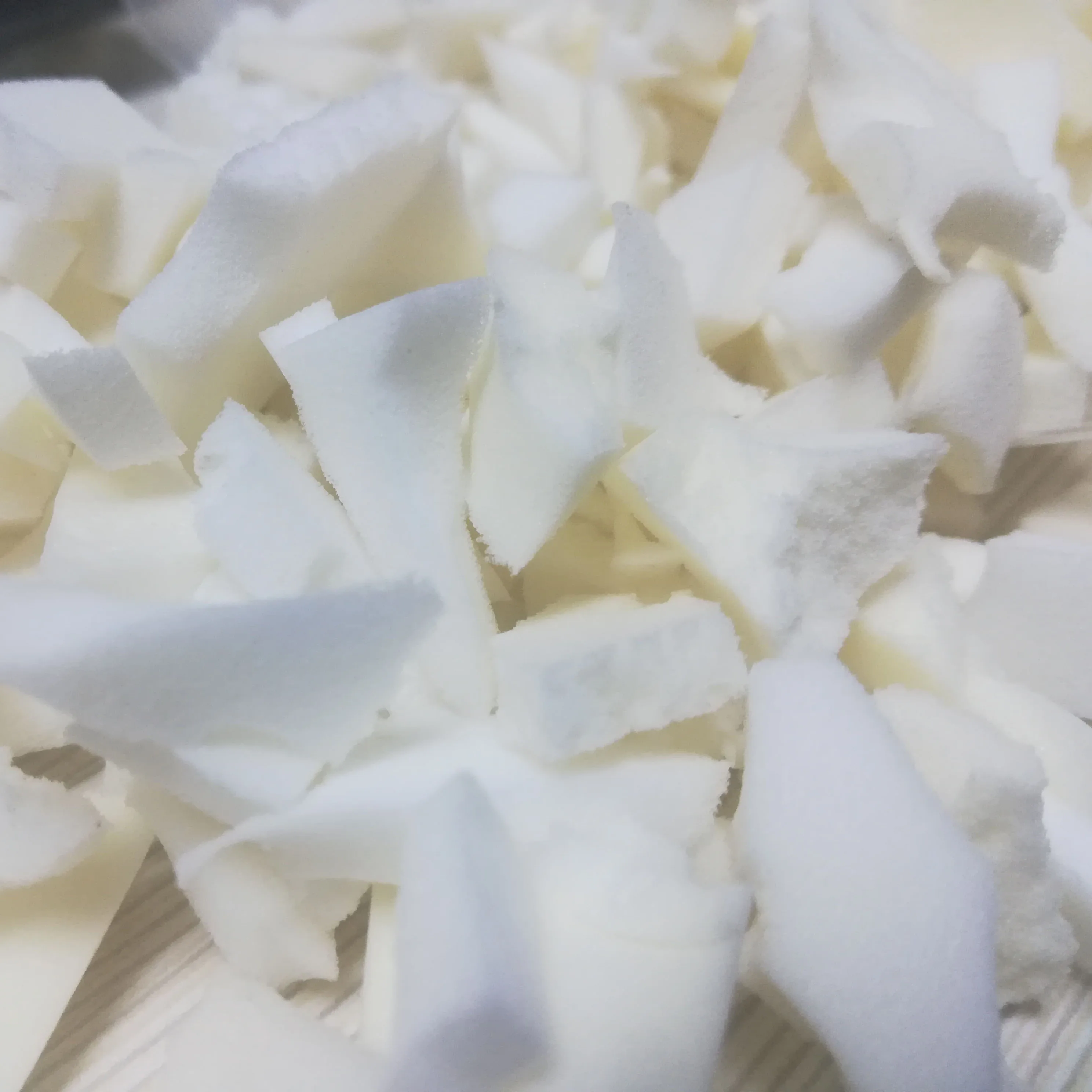 Amazon 100% Thai natural latex rubber scrap clean and impurity-free toy pillow cushion stuffing