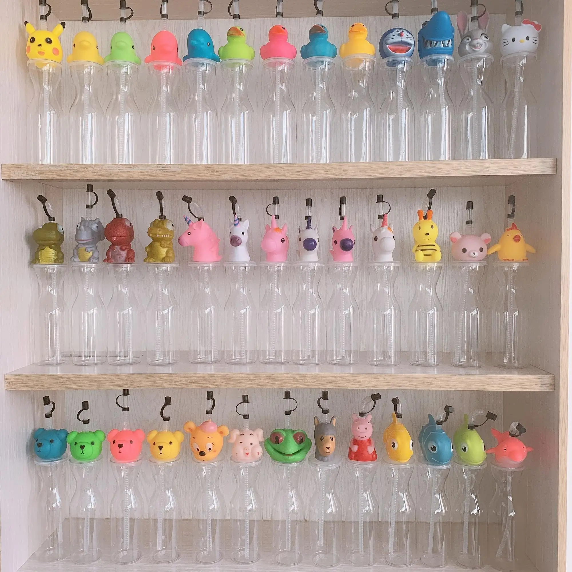 Wholesale Flashing Cartoon Led Straw Bottle Plastic Led Flashing Cup With Lid And Straw