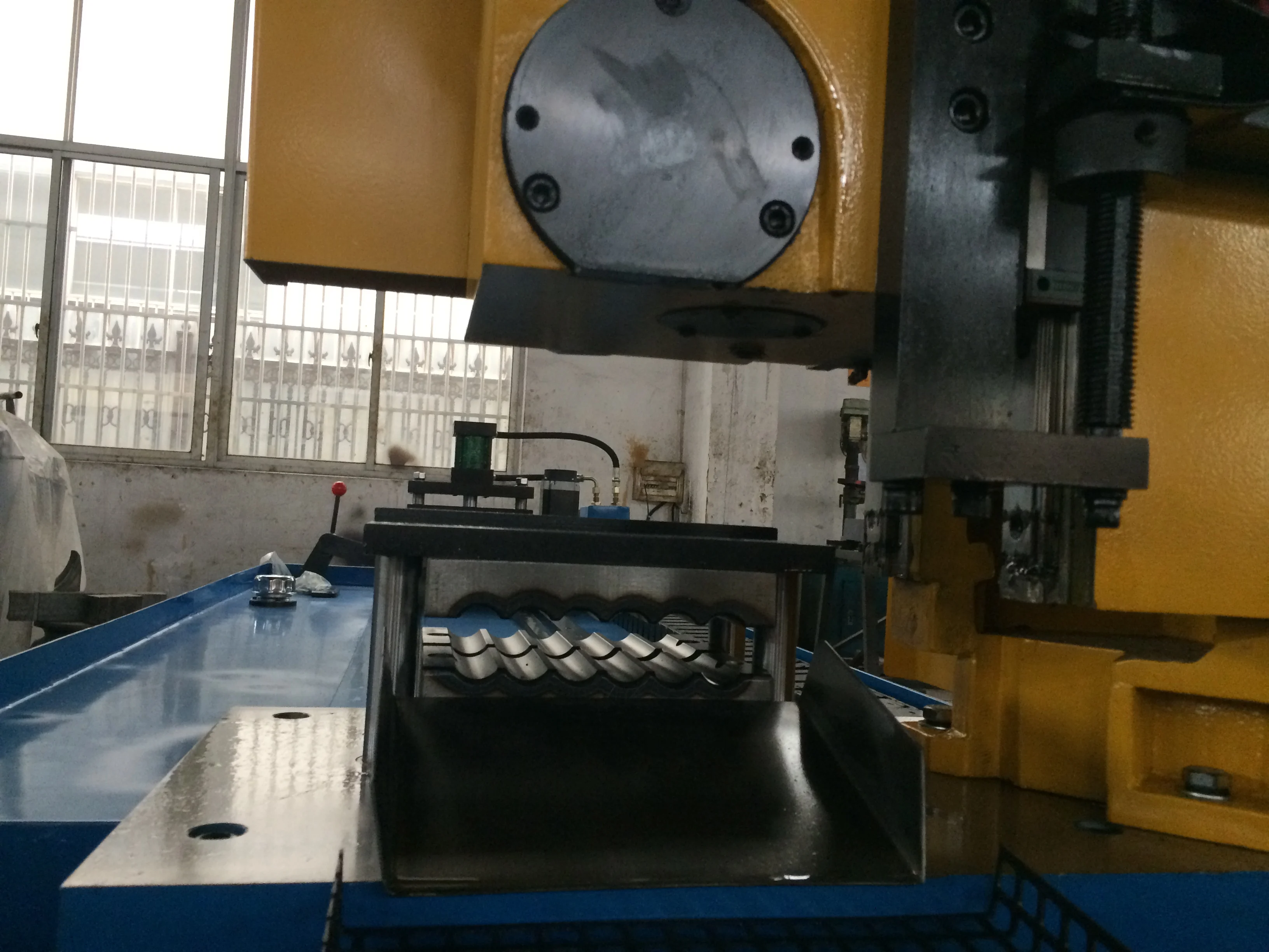 
Full-Auto Metal Disk Saw Machine CNC Type(GM-AD-350CNC) 