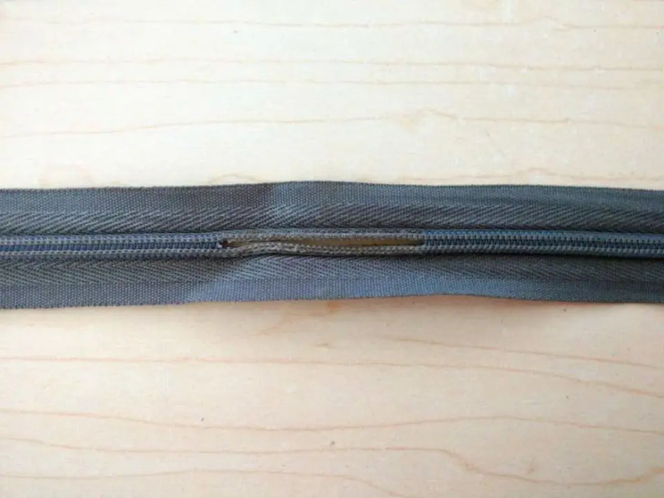 Automatic Gapping Machine Invisible Zipper