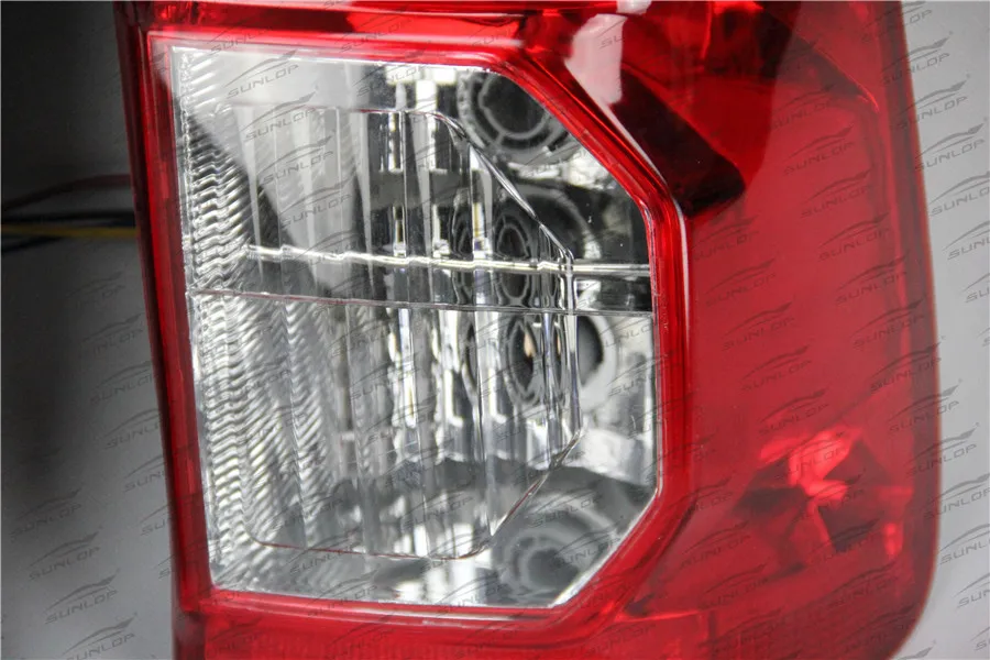 Sunlop hilux vigo 2012 led tail light tail lamp #001547 for hilux vigo 2012 auto lighting systems rear light led
