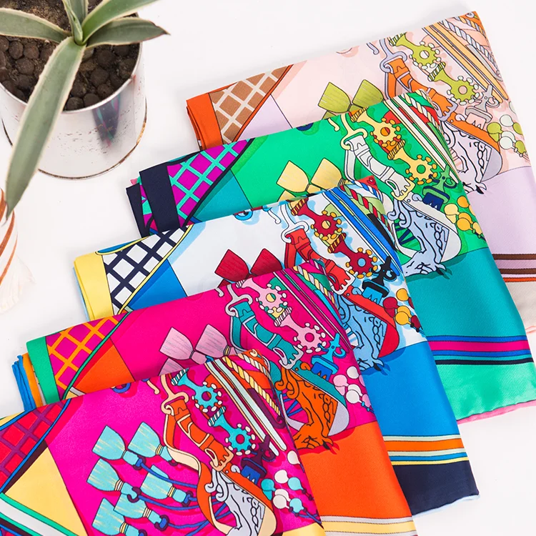 Expert Customization Multipurpose Digital Printed Square Top Brand Velvet 90*90cm Twill Silk Scarf